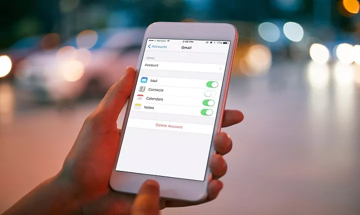How To Delete Emails On iPhone