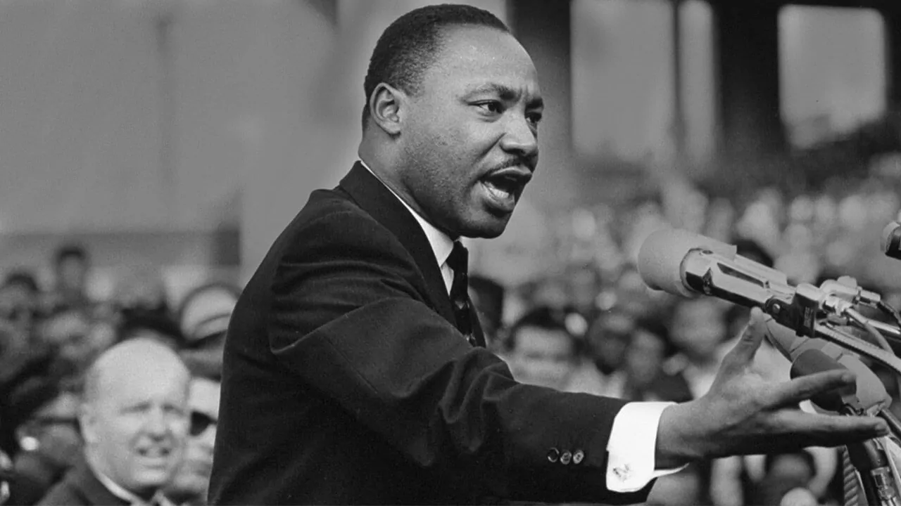 Martin Luther King Jr. Quotes On Love, Dream, Courage, Leadership